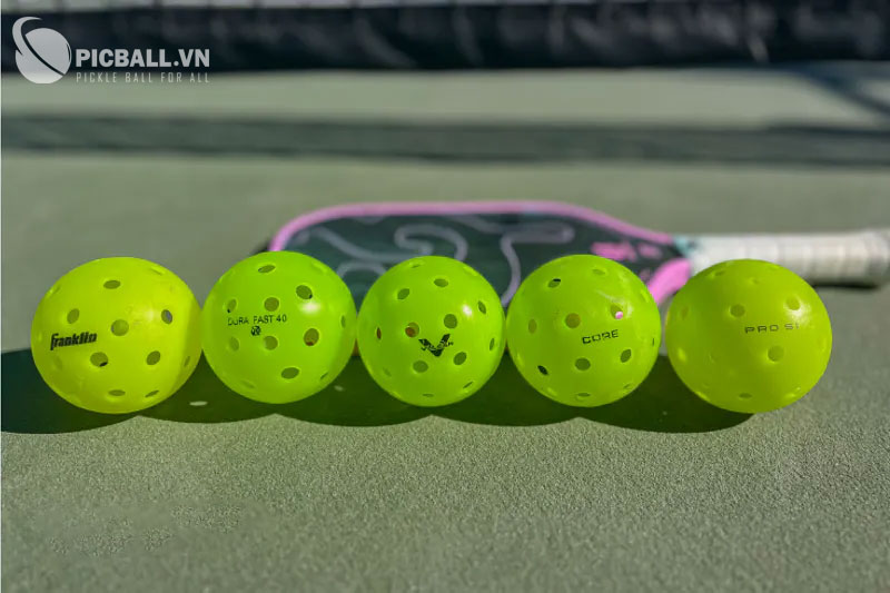 các loại bóng pickleball